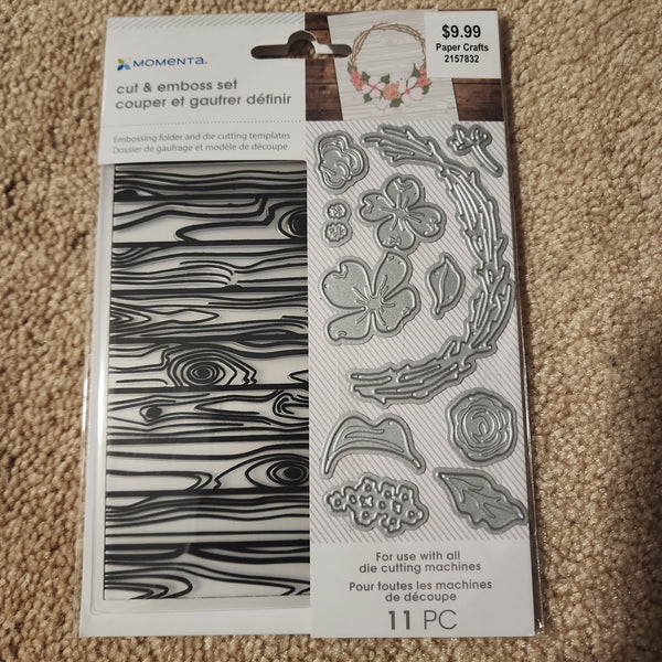 MOMENTA WOODGRAIN EMBOSSING FOLDER AND WREATH DIE SET