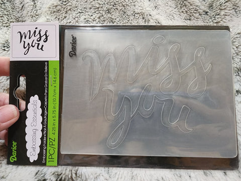 DARICE EMBOSSING FOLDER - MISS YOU