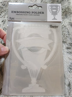 DARICE EMBOSSING FOLDER - TROPHY